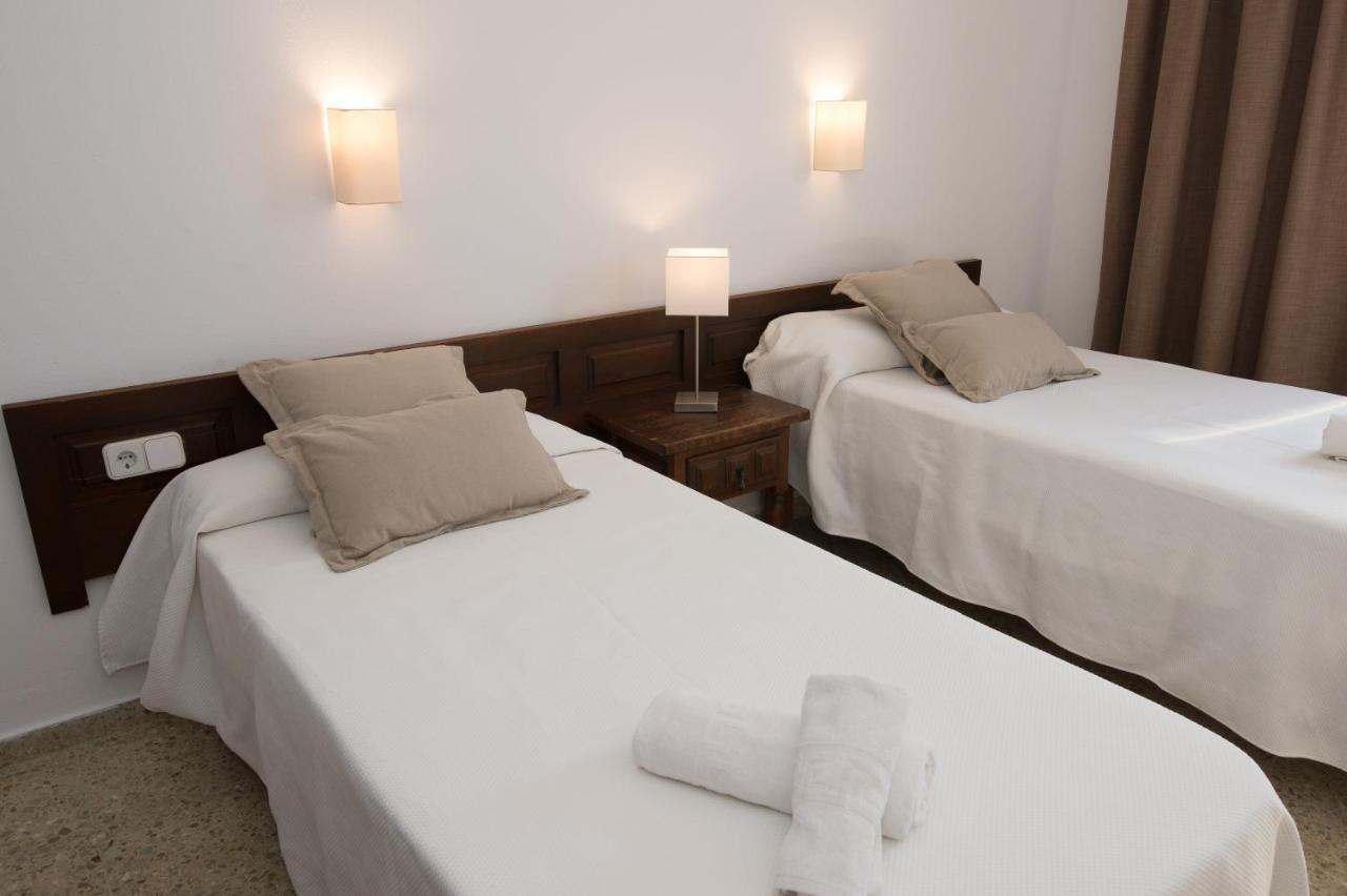 Apartamentos Mestret Sant Antoni de Portmany Extérieur photo