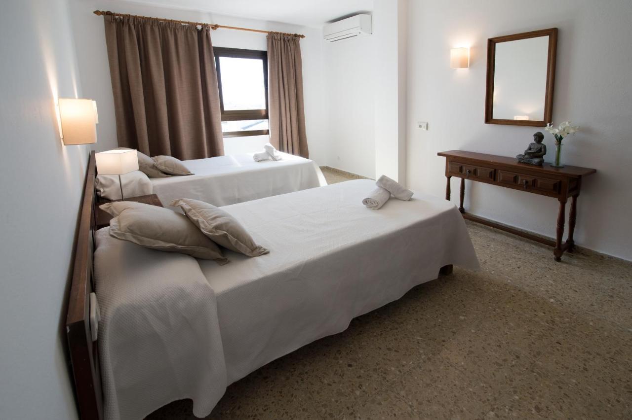 Apartamentos Mestret Sant Antoni de Portmany Extérieur photo