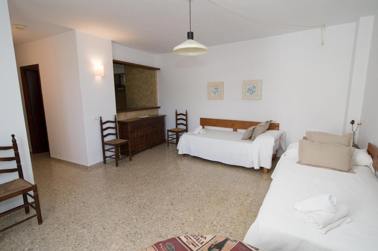 Apartamentos Mestret Sant Antoni de Portmany Extérieur photo