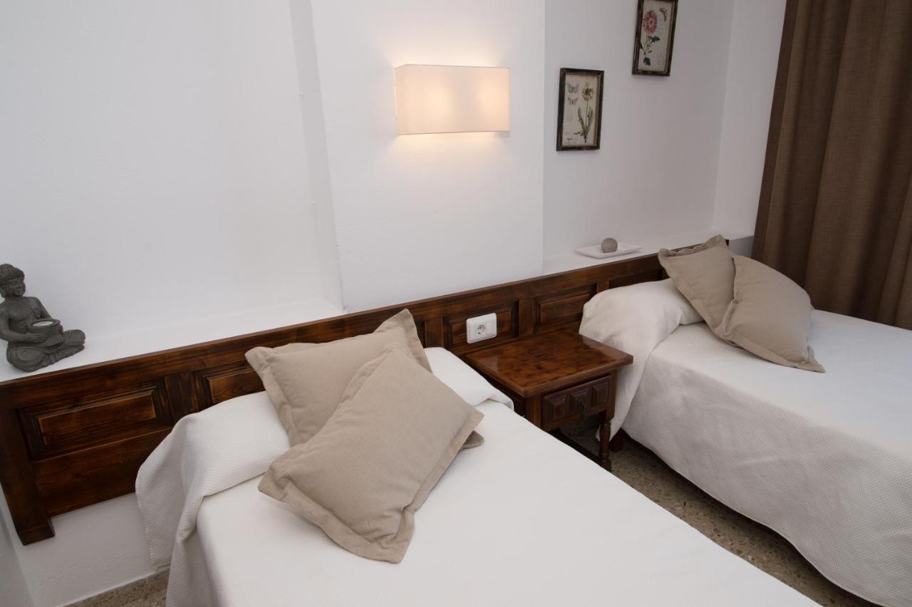 Apartamentos Mestret Sant Antoni de Portmany Extérieur photo
