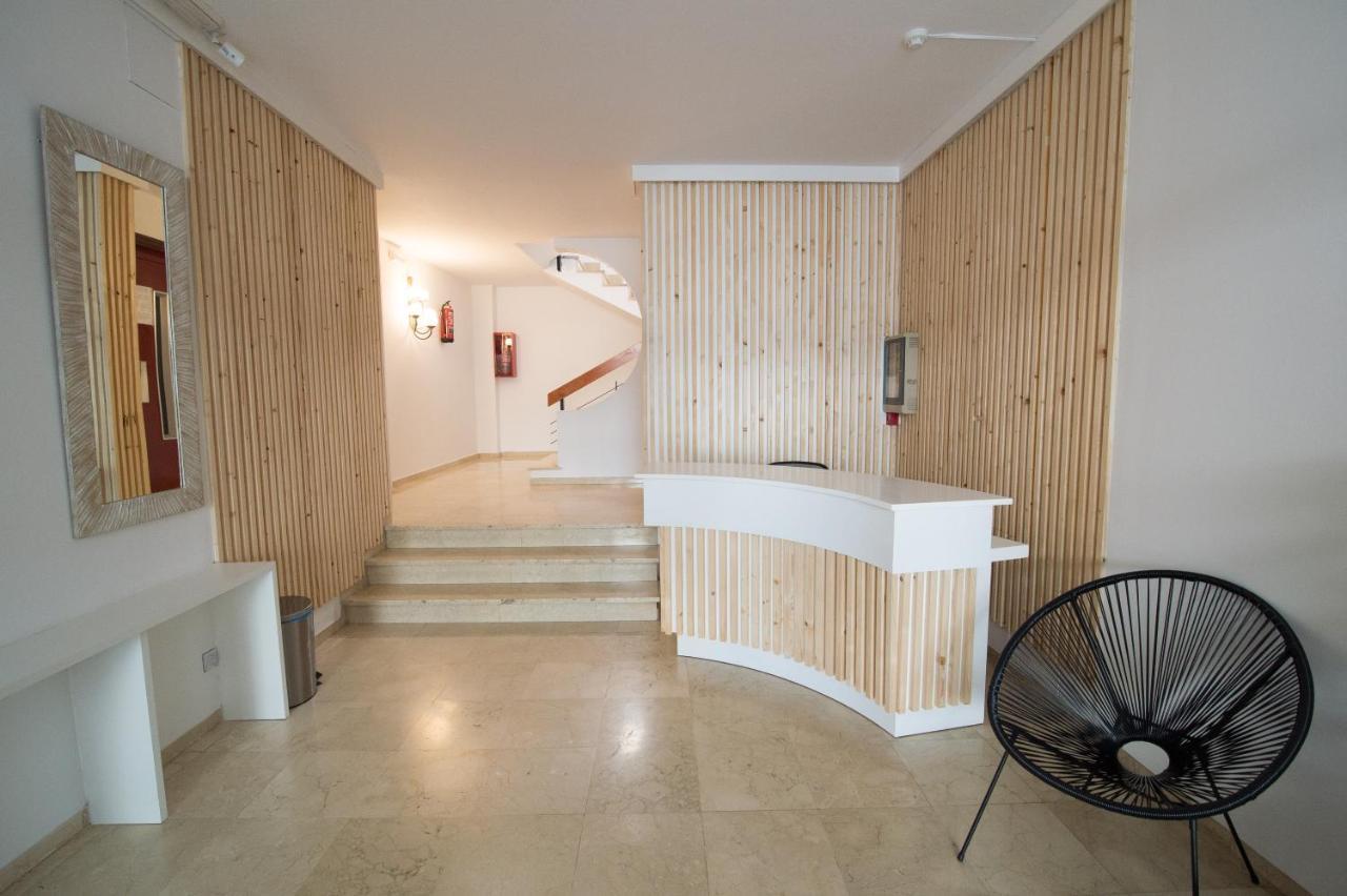 Apartamentos Mestret Sant Antoni de Portmany Extérieur photo