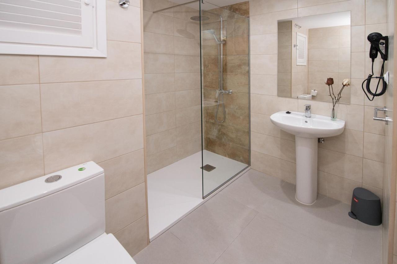 Apartamentos Mestret Sant Antoni de Portmany Extérieur photo